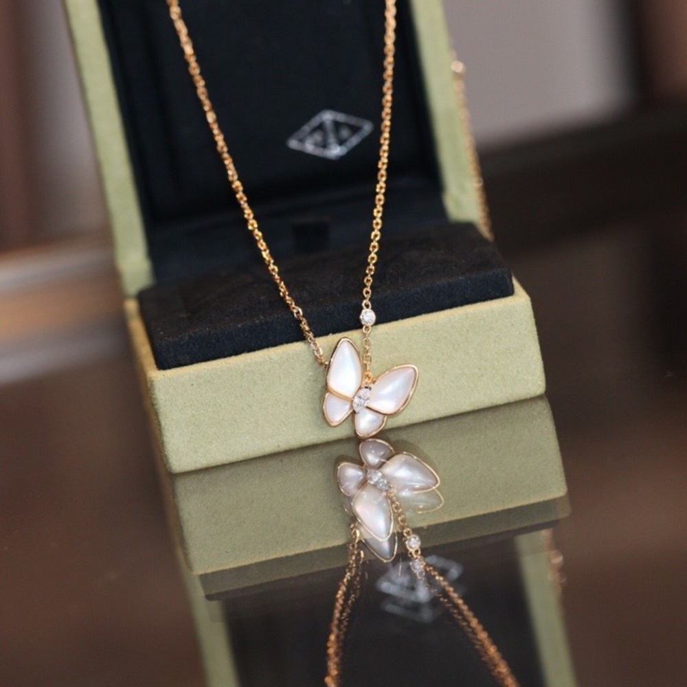 Women's Van Cleef & Arpels Two Butterfly Mother-of-Pearl Necklace